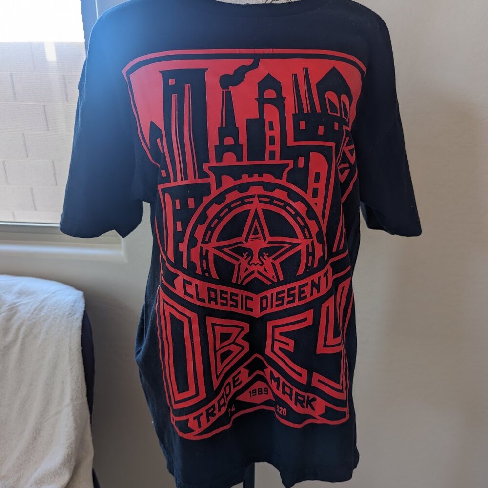 Unisex Obey Street Artist Shirt